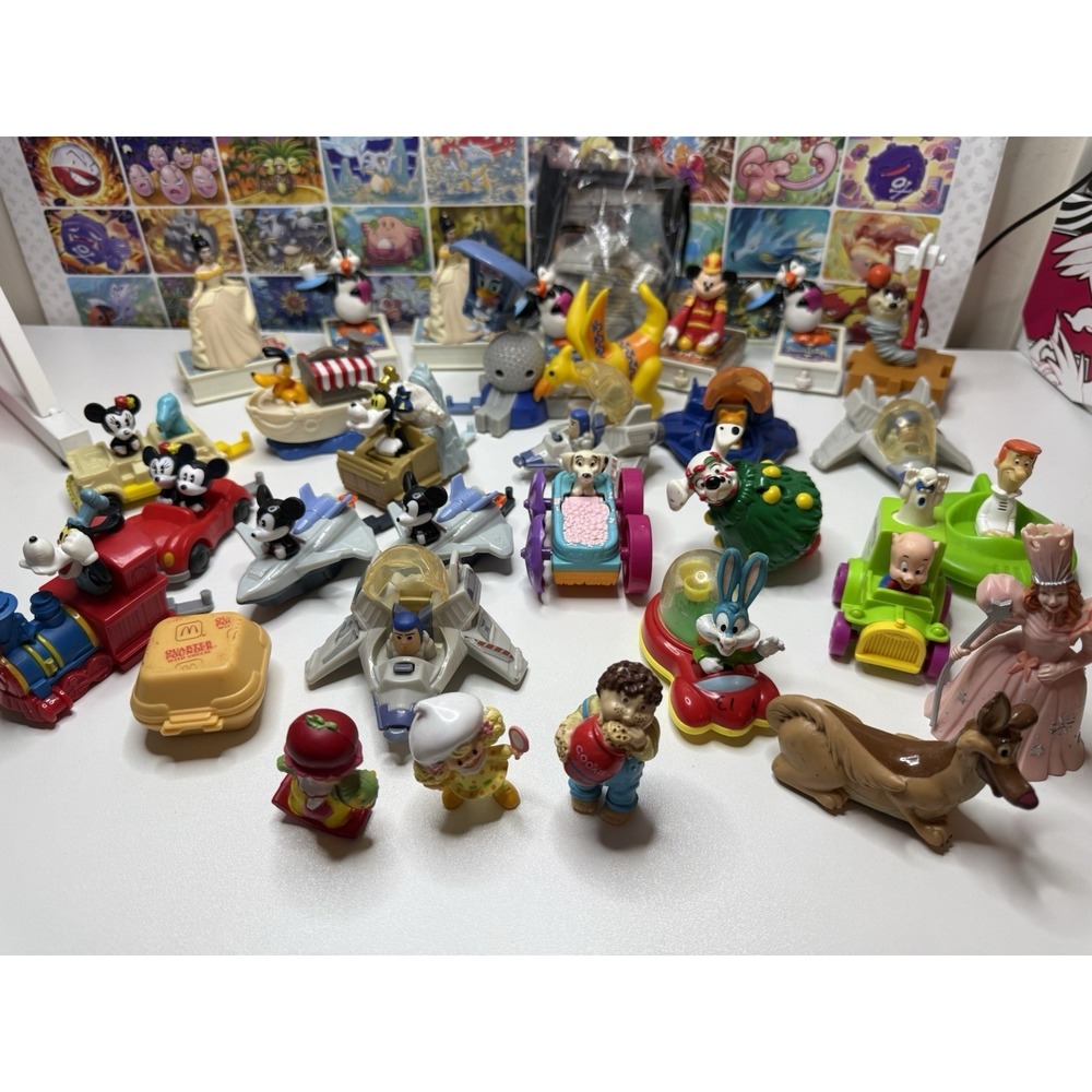 Vintage Toy Lot Of 32 Disney Looney Tunes Mc Donald's Strawberry Shortcake